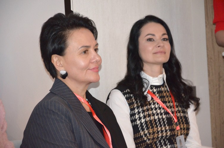 Кристина Белавич и Юлия Татарская