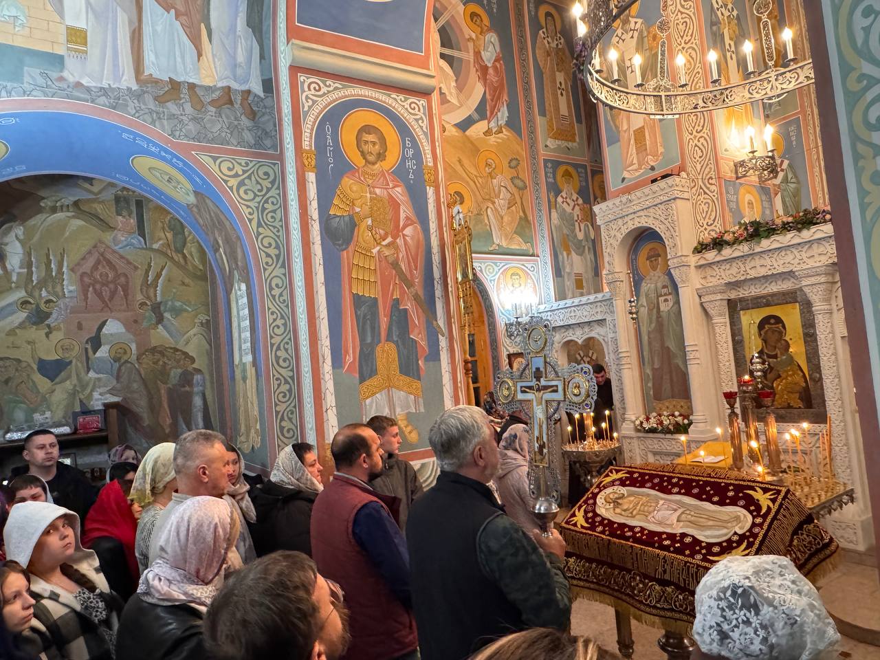 Пасхальная служба в храме князя Владимира в хуторе Аргатов