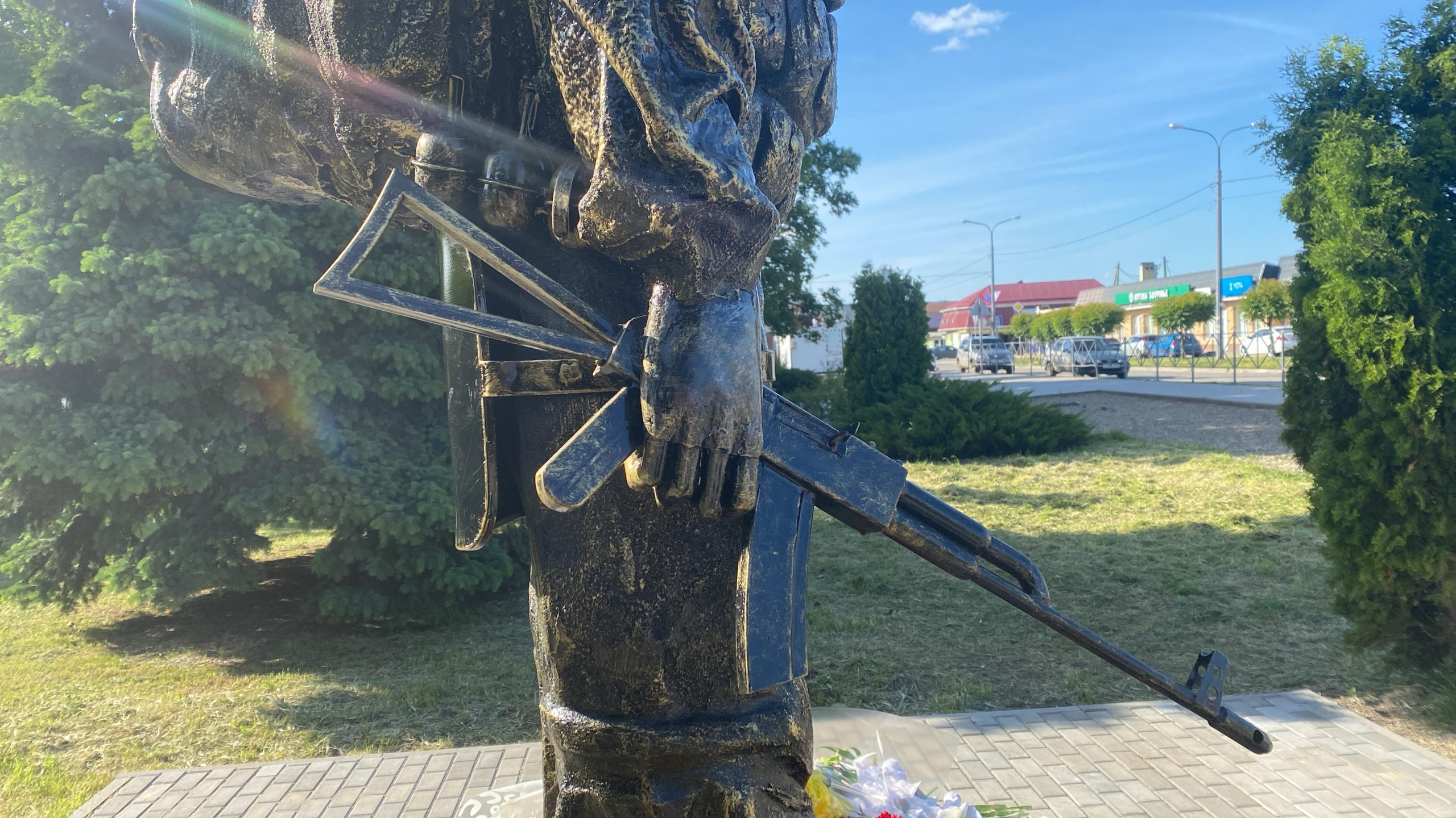 памятник погибшим на СВО в станице Ладожской
