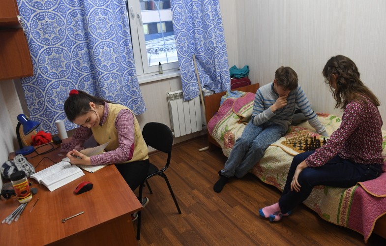 Студенты в общежитии
