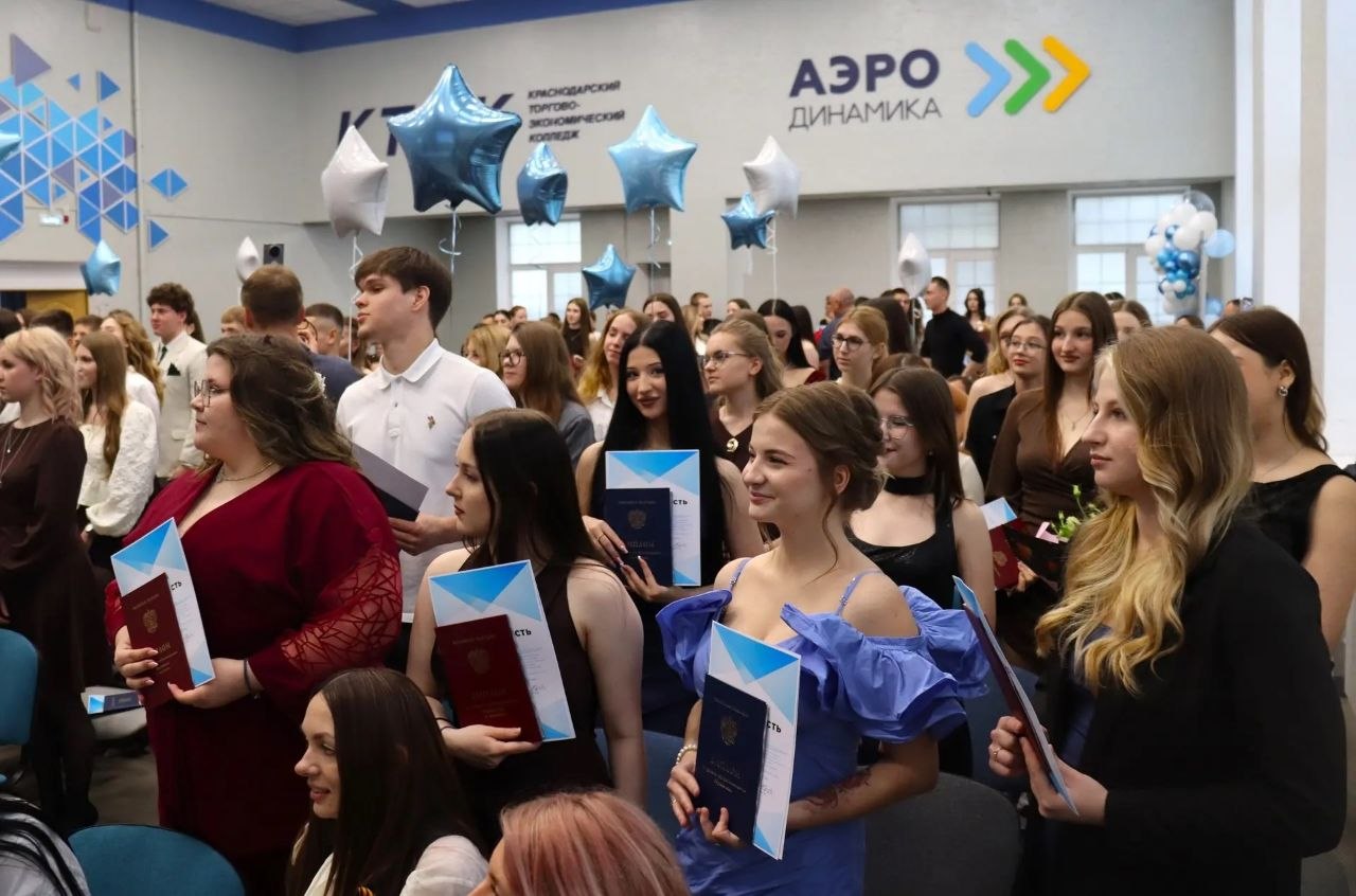 выпускники ссузов с дипломами
